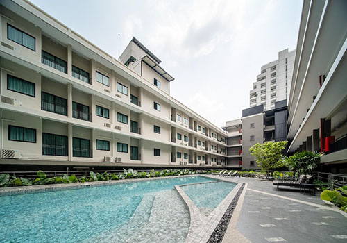 Pratunam hotels & places to stay